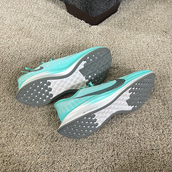 NWOT Nike ZoomX Running Shoes - Picture 4 of 4